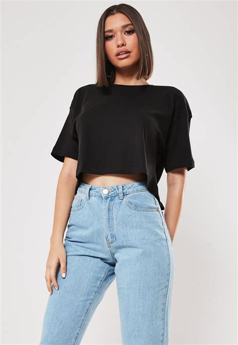 tuck and crop t shirts.